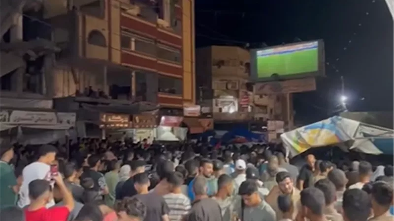 فرحة مصرية تعبر الحدود.. فلسطين تحتفل بتأهل الفراعنة للدور الـ16