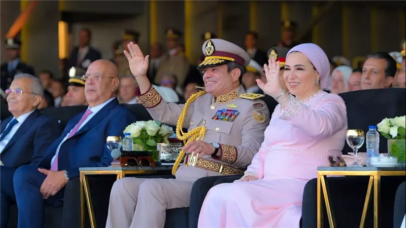 السيدة انتصار السيسي: افتتاح القيادة الاستراتيجية يجسد رؤية تضع أمن مصر واستقرارها في مقدمة الأولويات