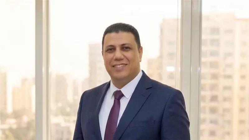 الدكتور هاني كامل يرسم خريطة النجاح في امتحان اللغة الإنجليزية لطلاب الثانوية 