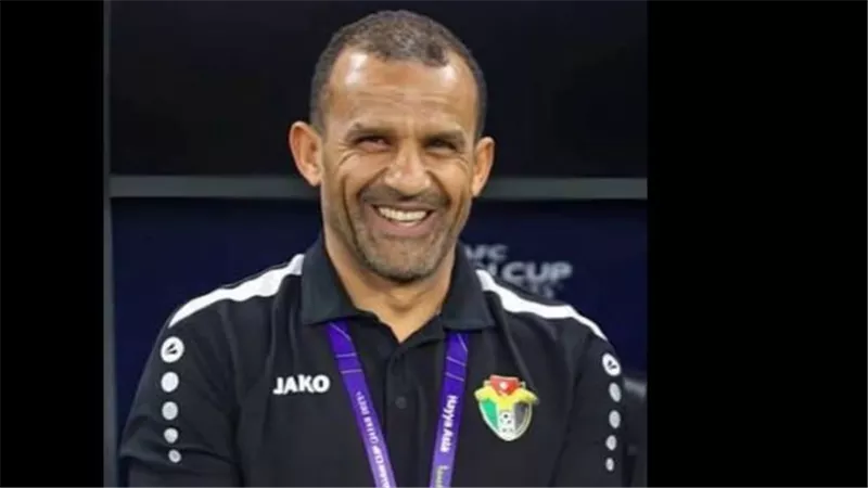 هشام الإدريسي لـ«نيوز رووم»: لم يتواصل معي الأهلي.. ولست ضمن جهاز عموتة