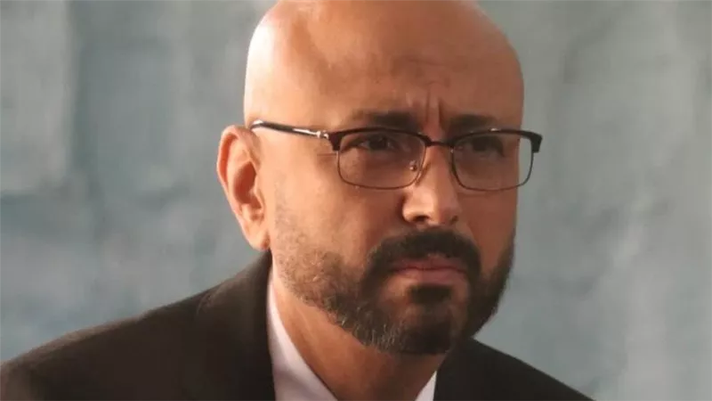 جمال يوسف يخطف الأنظار في 