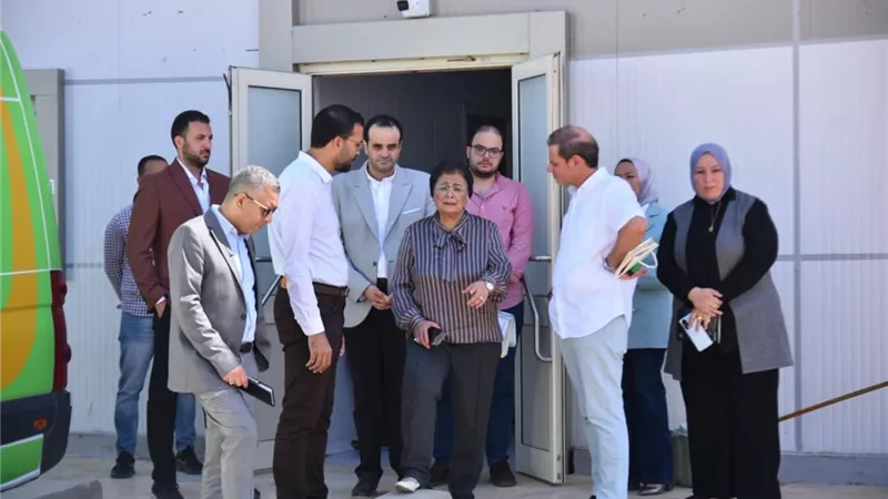 ‎نائب وزير الصحة تُجري جولة ميدانية بمطروح لتعزيز الرعاية والصحة الإنجابية