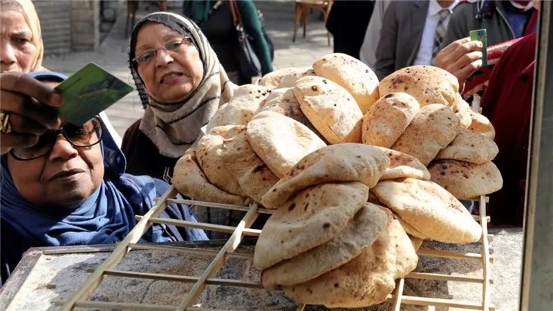 وزارة التموين عن الخبز: نناشد المواطنين الإبلاغ على الخط الساخن لكل المخالفين
