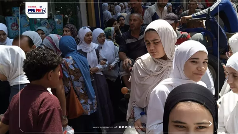 طالبات الثانوية العامة بالفيوم: امتحان اللغة الأجنبية الأولى كان جيدًا