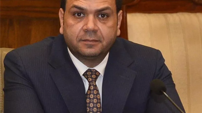صناعة الشيوخ: حملة سحب الوحدات الصناعية من غير الجادين رسالة حاسمة من الدولة