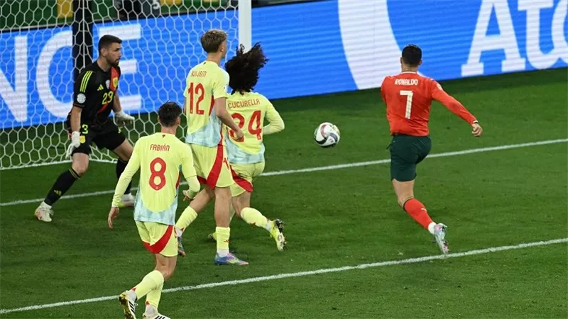 موعد مباراة البرتغال وإسبانيا في دور الـ16 من كأس العالم 2026 والقنوات الناقلة