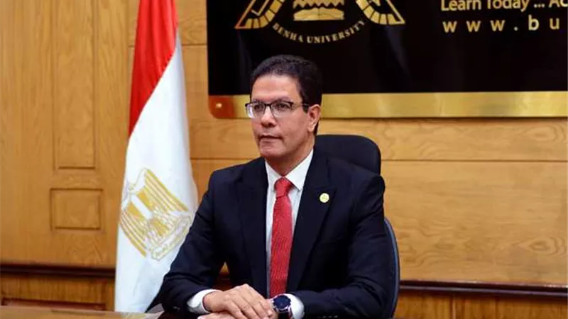 رئيس جامعة بنها يصدر عددا من القرارات والتكليفات الجديدة داخل وحدات الجامعة 