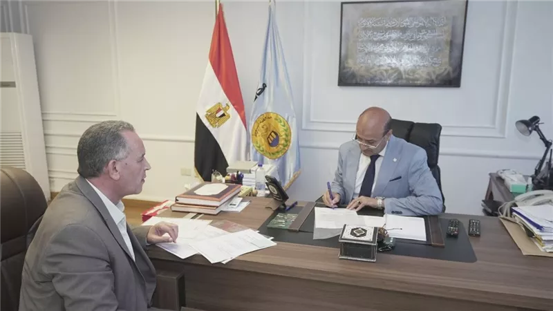 محافظ أسيوط يعتمد تنسيق القبول بالثانوي العام بحد أدنى 228 درجة للعام الدراسي 