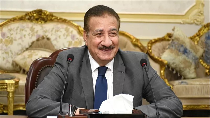 محافظ بورسعيد يوجه بتكثيف الحملات الرقابية والتفتيشية على الأسواق 