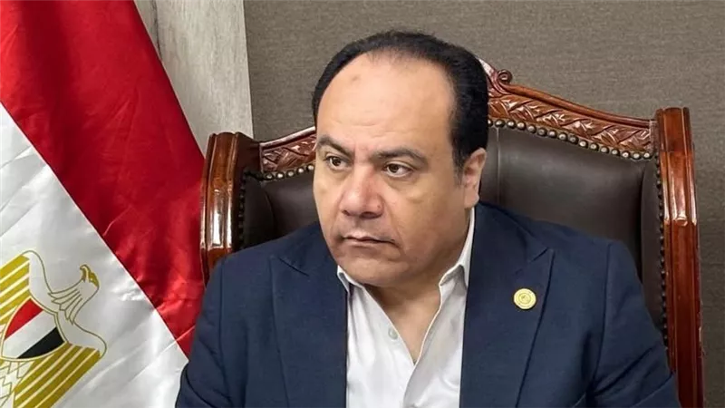 فرع الرعاية الصحية بالإسماعيلية يعقد اجتماعه اليومي لمديري الإدارات