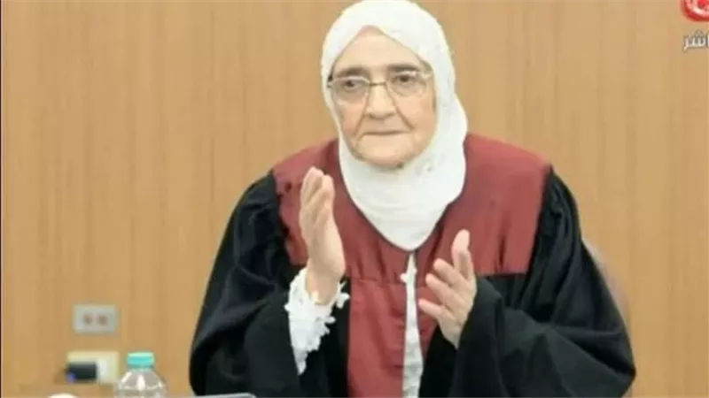 آمال الحاصلة على الدكتوراه في سن 84: أصبت بالسرطان مرتين.. وربنا شفاني