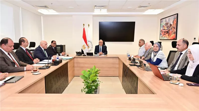 وزير الري يعتمد خارطة طريق لإنشاء إدارة مركزية جديدة للموارد المائية