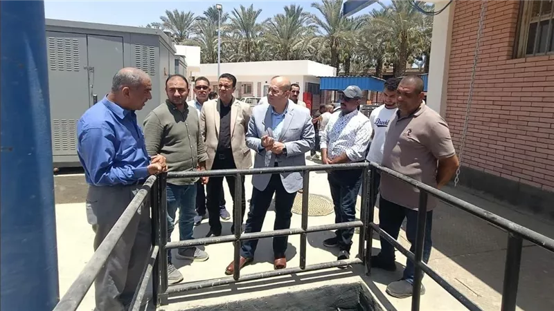 نائب محافظ الجيزة يتابع معدلات تنفيذ مشروعات الصرف الصحي بدهشور