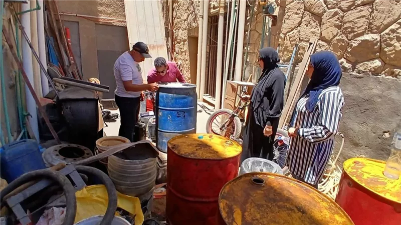 حملات رقابية مكثفة لضبط الأسواق.. وتحرير 21 محضرًا وضبط 420 لترا مواد بترولية