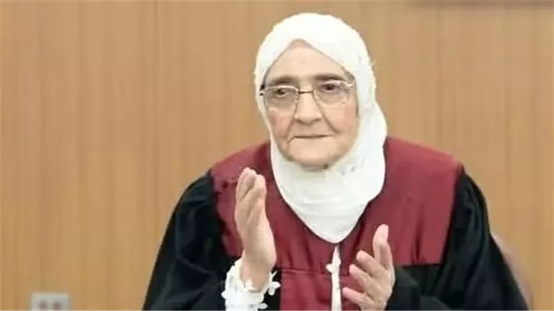القومي للمرأة يهنئ السيدة آمال إسماعيل لحصولها على درجة الدكتوراه في 83 