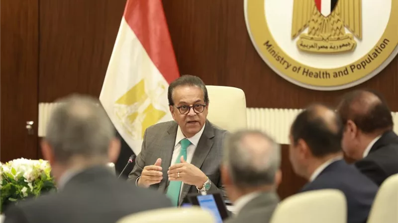 وزير الصحة يترأس الاجتماع الثاني للجنة العليا لرفع مستوى جودة خدمات الرعاية 