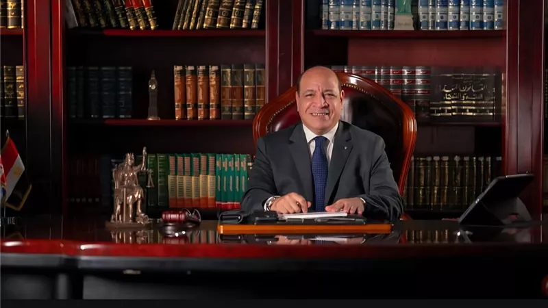 نهب 500 مليون دولار.. تفاصيل أزمة قضايا فساد بالعراق