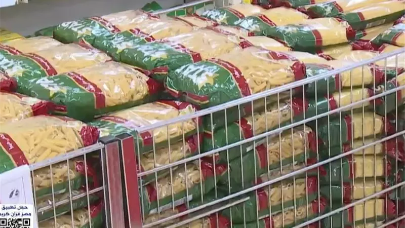 «أسعار أقل حتى 25%».. الزراعة تكشف خطة لافتتاح 900 منفذ بيع جديد في المحافظات