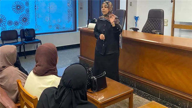 الطب البيطري بدمياط ينظم ندوة توعوية عن مرض السعار بمكتبة مصر العامة