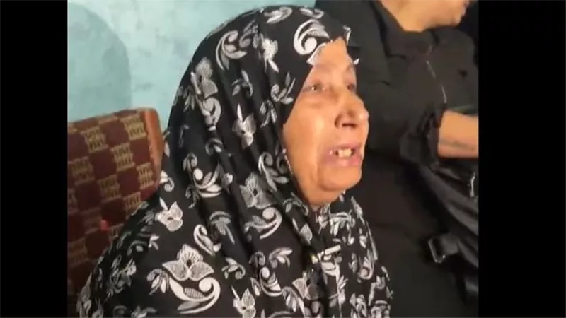 «خلي أمي تدعيلي».. والدة ضحية حادث الشروق تروي آخر كلمات ابنتها 