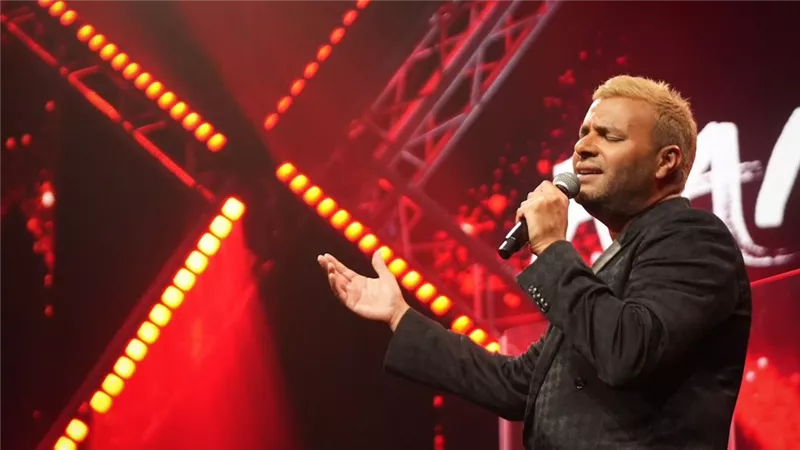 كامل العدد.. رامي صبري يشعل أبوظبي بحفلين بالتزامن مع نجاح ألبوم قمر |صور 