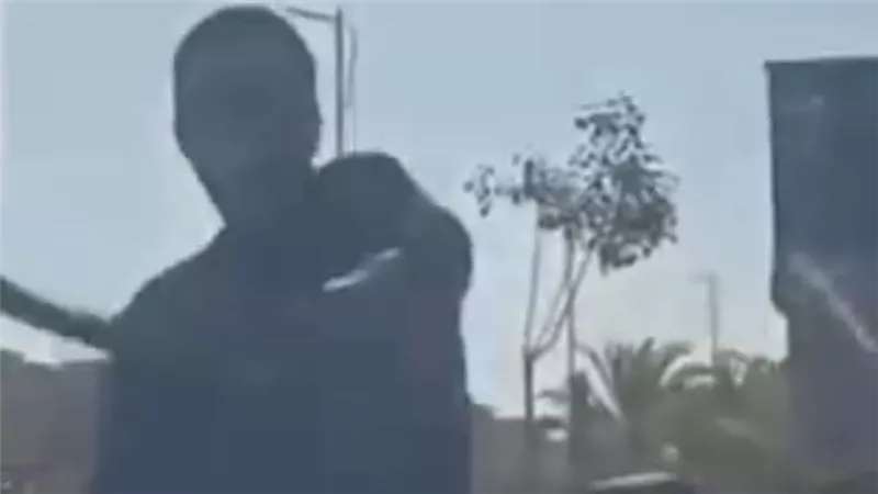 في طريقها إلى الامتحان.. مشادة مرورية تنتهي بالاعتداء على طالبة وسائق أوبر