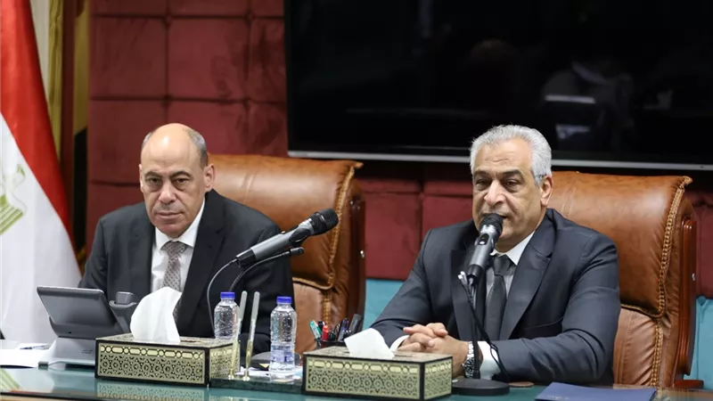 جمبلاط: ربط الحوافز بالإنتاجية والتوسع في الشراكات مع القطاع الخاص