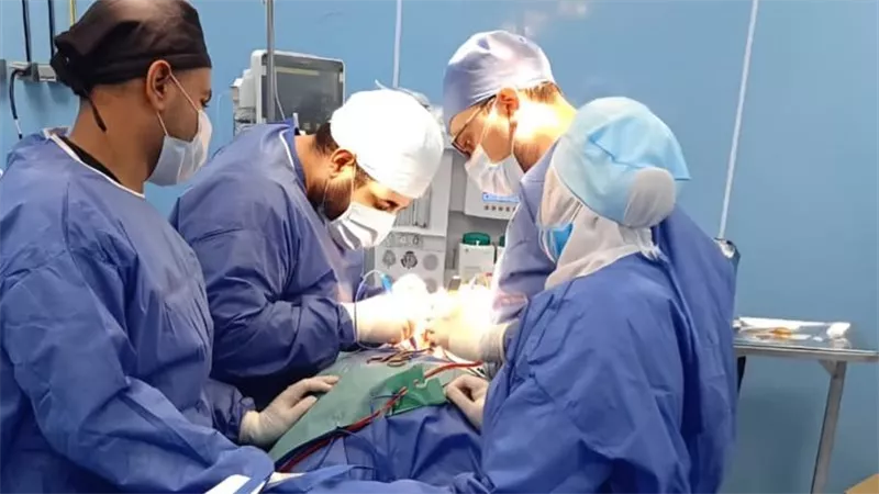 تدخل جراحي عاجل بمستشفى أجا المركزي لإنقاذ مصاب بكسر مضاعف بالجمجمة