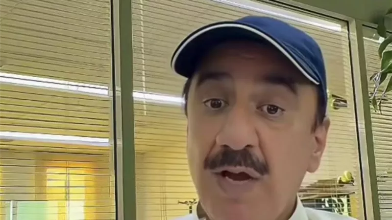 حسن عسيري يدعم منتخب مصر ويطالب اللاعبين ببذل أقصى جهد ممكن