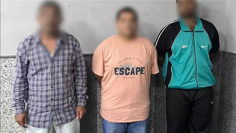 الداخلية تكشف حقيقة فيديو اتهام أب بمحاولة دهس نجله في الشيخ زايد 