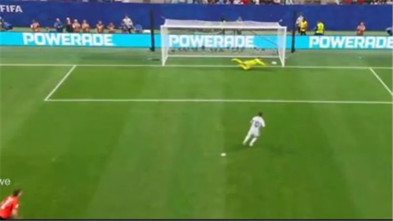 مصطفى شوبير يحرم ميسي من هدف أول بصدة إعجازية لركلة جزاء في كأس العالم