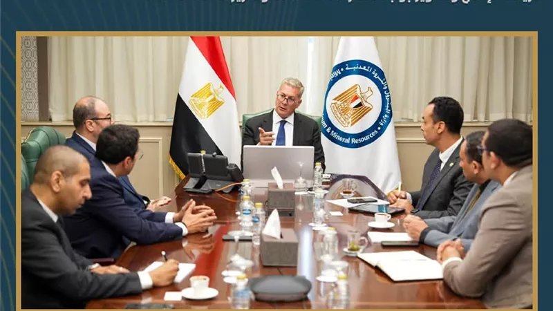 وزير البترول يبحث مع «شلمبرجير» توظيف الذكاء الاصطناعي لزيادة الإنتاج 
