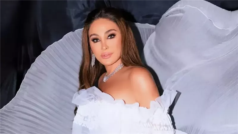 فخورة بيكم يا أبطال .. رسالة إليسا للاعبي منتخب مصر بعد وداع كأس العالم