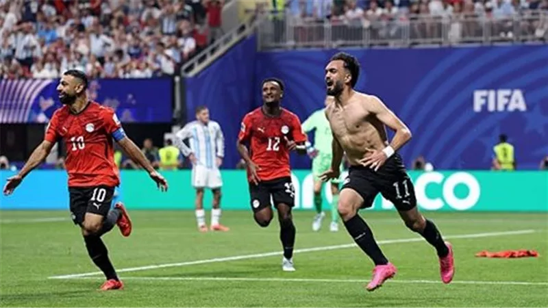 تقنية الفيديو تحرم زيكو من هدف تاريخي في مرمى الأرجنتين بكأس العالم