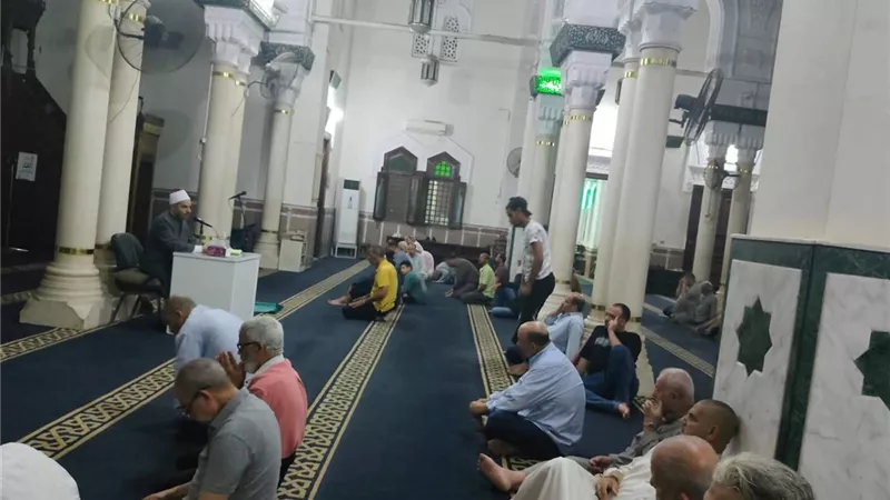 أوقاف السويس تواصل نشاط 