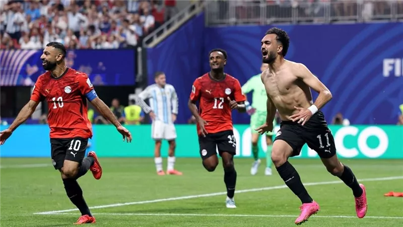 مصر والأرجنتين.. زيكو يسجل هدف ثاني للفراعنة في كأس العالم