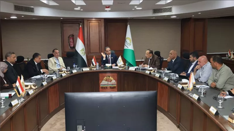 محافظ الجيزة: لن نسمح باستمرار أي كيان تعليمي مخالف.. وحقوق الطلاب وأولياء الأمور أولوية