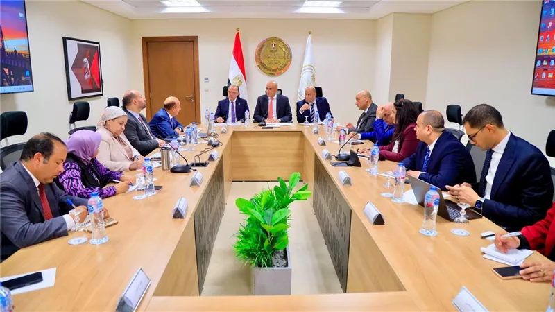 3 وزراء يبحثون مع القطاع الخاص تطوير التعليم الفني لتعزيز الصادرات