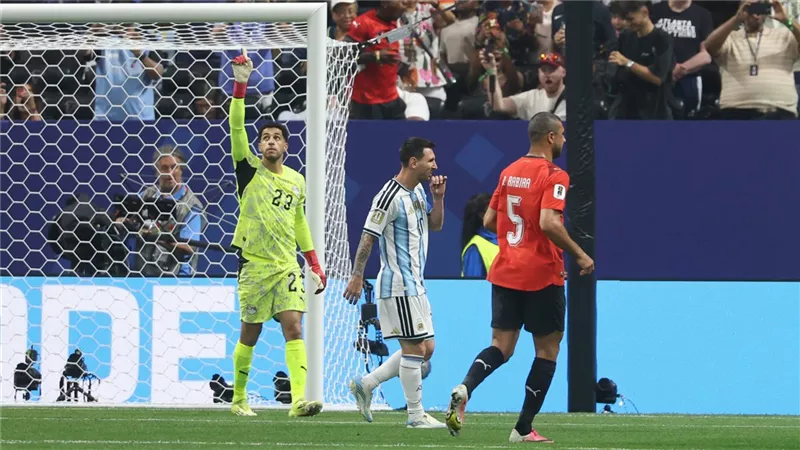 شوبير بعد الوداع من كأس العالم أمام الأرجنتين: مفيش نصيب نكسب