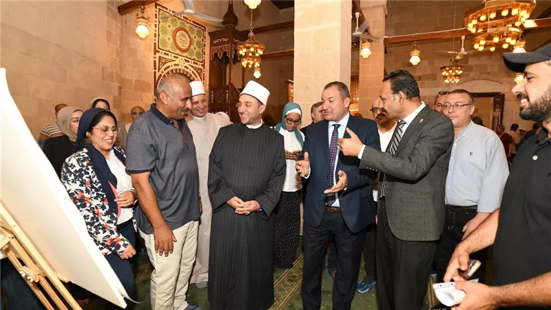 أمين عام الآثار يفتتح مشروع ترميم جامع محمد بك الصغير بمصر القديمة