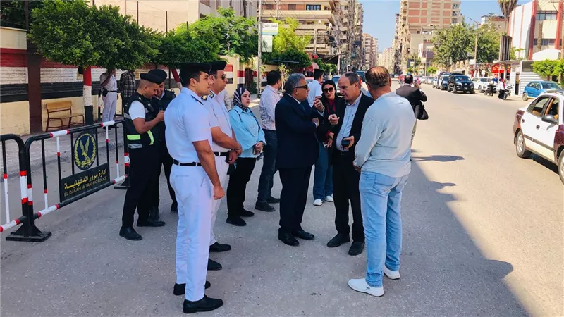 محافظ الدقهلية يتفقد لجان الثانوية العامة ويشدد بتوفير المناخ المناسب للطلاب