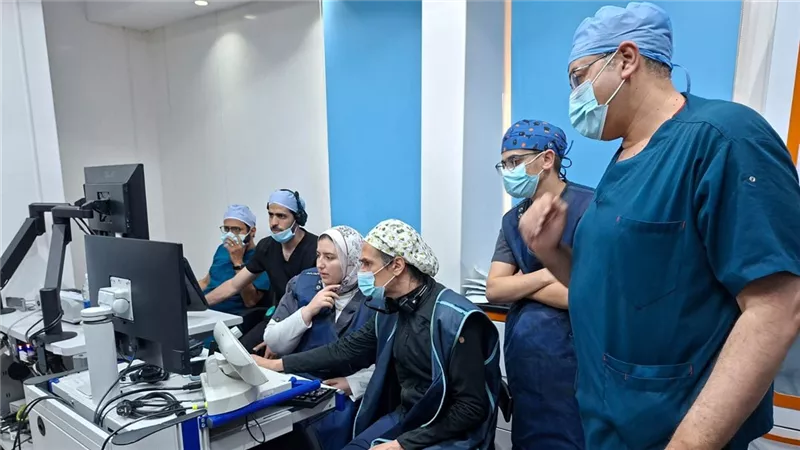 مستشفى أبو الريش ينظم ورشة عمل لعلاج اضطرابات نظم القلب المعقدة