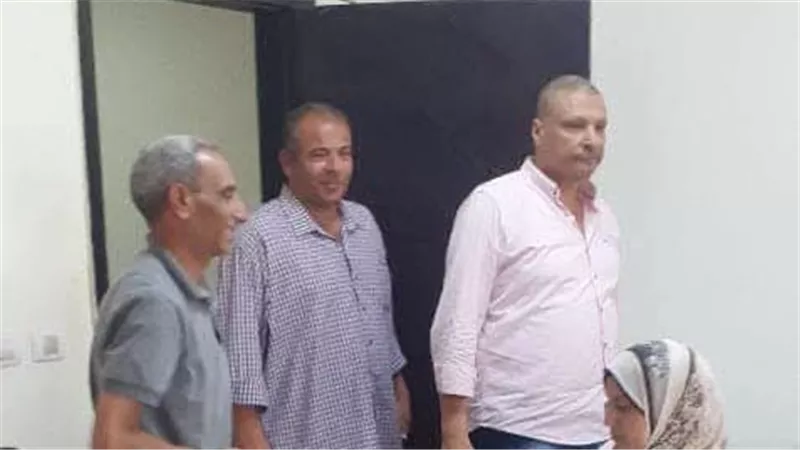 أبو حطب يحيل سكرتير الوحدة ومدير مجمع الخدمات الحكومية بالمنوفية للتحقيق