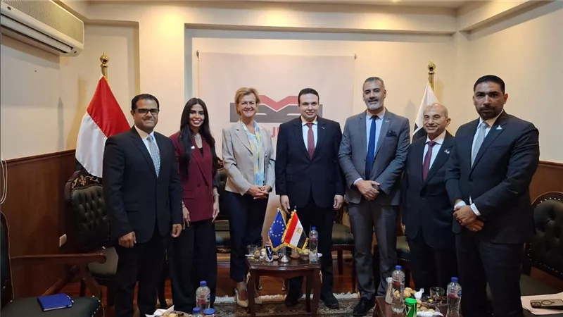 رئيس حزب العدل يستقبل سفيرة الاتحاد الأوروبي لبحث تعزيز الشراكة الاستراتيجية 