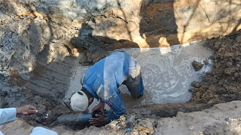 استجابة لشكاوى الأهالي.. مياه القناة تنهي مشكلة ضعف المياه في القنطرة غرب
