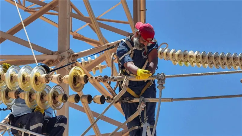 قطع الكهرباء لمدة ساعتين اليوم عن مناطق بكوم حمادة في البحيرة