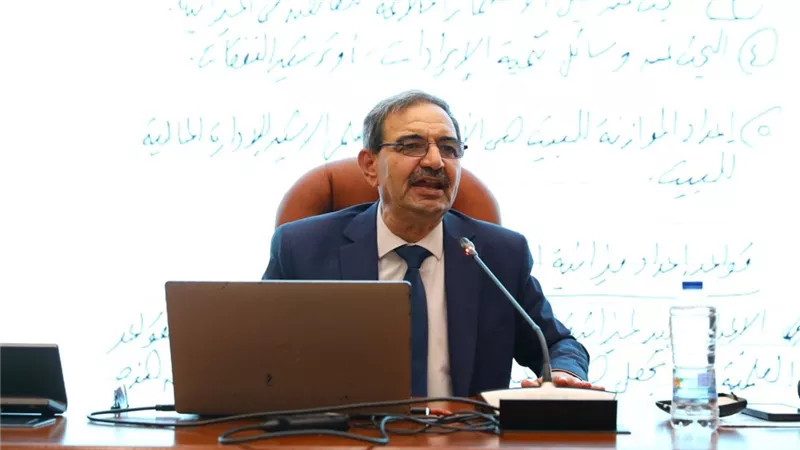 وزير المالية الأسبق: الادخار والإنتاج والقصد في الإنفاق مبادئ أصيلة في الإسلام