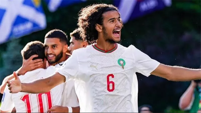 رسميًا مانشستر سيتي يتعاقد مع أيوب بوعدي لمدة 5 سنوات