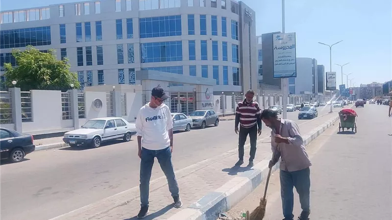 حي فيصل بالسويس  يكثف حملات النظافة ورفع المخلفات لتحسين مستوى الخدمات المقدمة