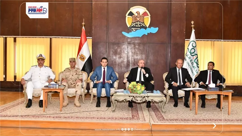 محافظ الفيوم يترأس اجتماع المجلس التنفيذي للمحافظة لمناقشة عدد من القضايا 